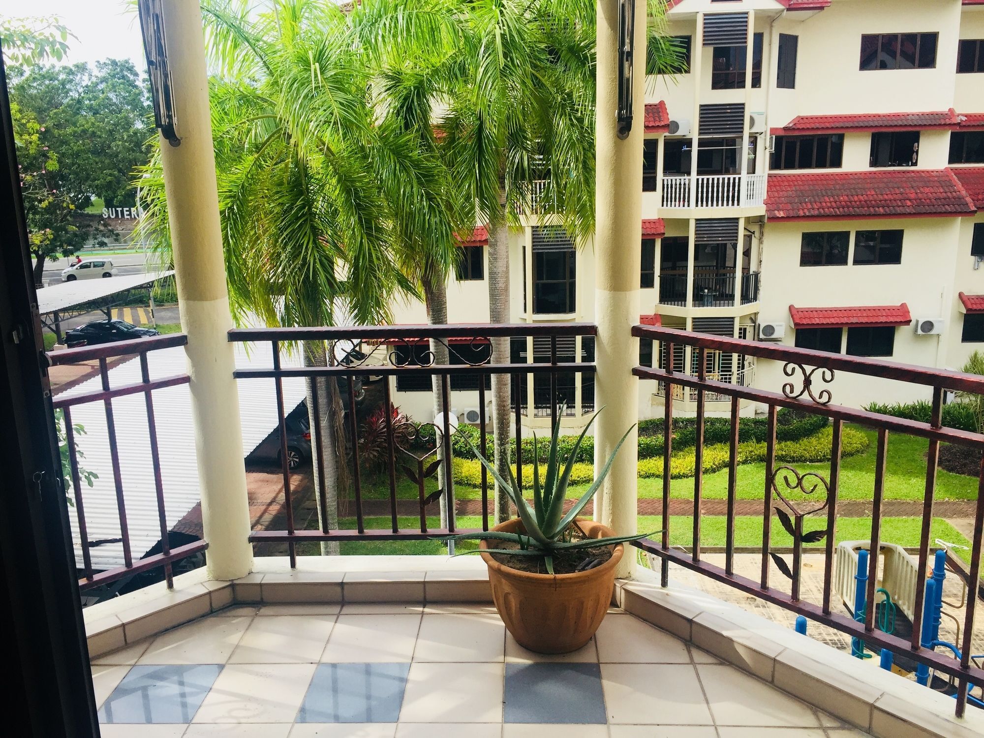 Kk City Homesuite At Kk City Center 1 Kota Kinabalu Exterior photo
